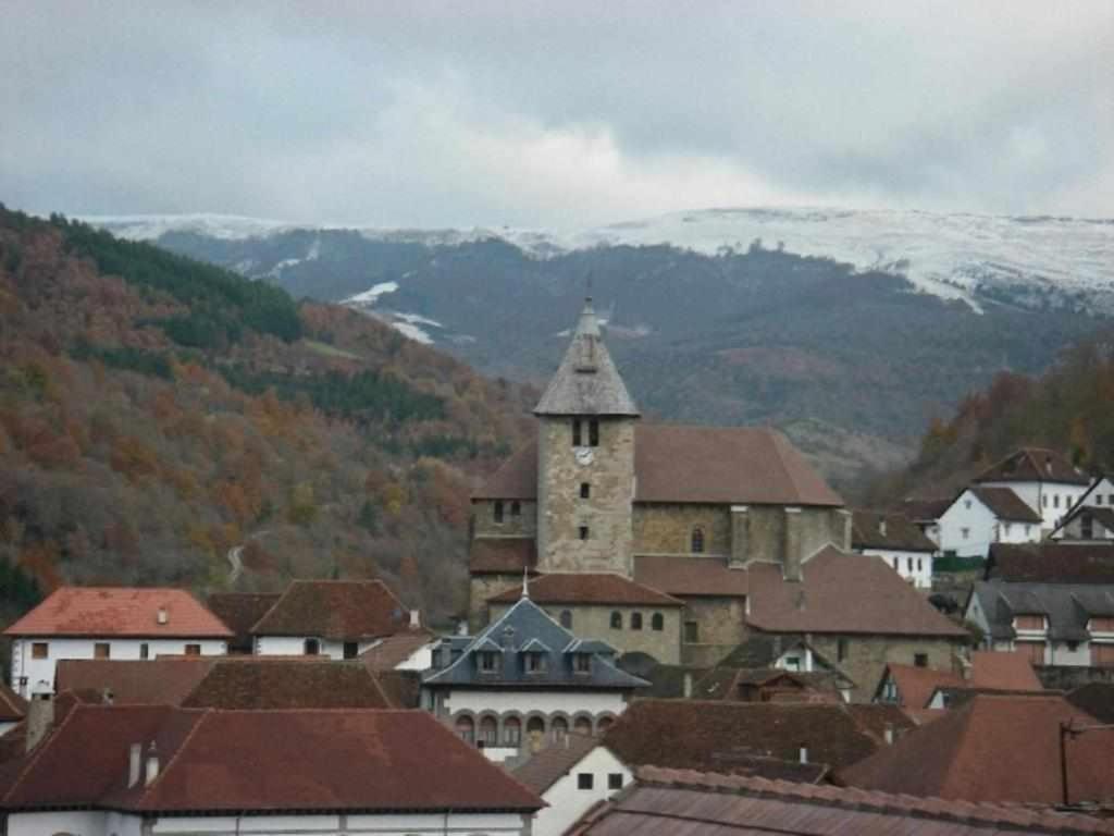 Casa Rural Mantxoalorra Ochagavía Esterno foto